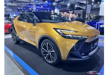 2023 Toyota C-HR II 2.0 (223 Hp) Plug-in Hybrid e-CVT thumb image