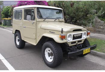 Full specifications and technical details 1974 Toyota Land Cruiser (J40) Hard top 4.2 (125 Hp) 4WD