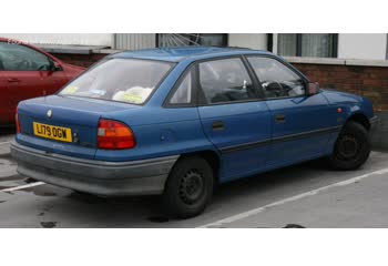 1992 Vauxhall Astra Mk III 1.4i (82 Hp) Automatic thumb image