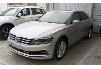 2016 Volkswagen Phideon 380TSI (224 Hp) DSG thumb image